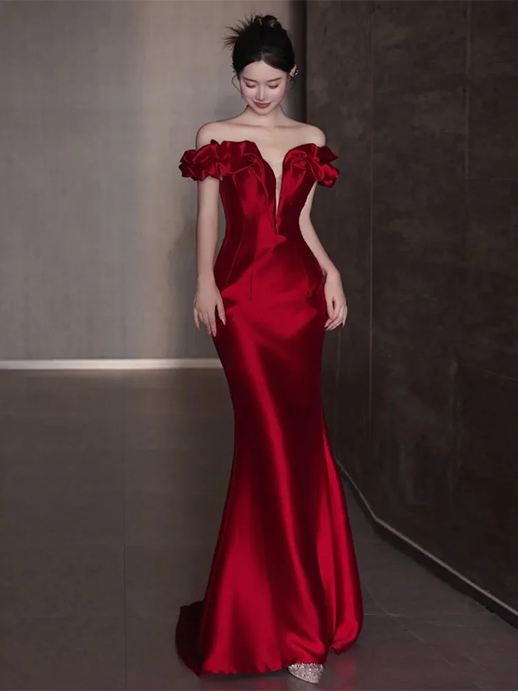 

Elegant Satin Fish Tail Wedding Dress One Shoulder Long Evening Gown for Bridal Toasts And Banquets Beautiful Red Color