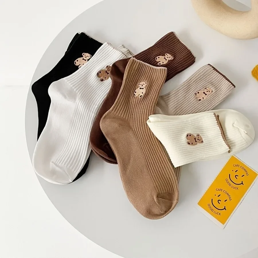 15 Pairs of Mixed Color Teddy Bear Mid Tube Socks, Soft and Versatile for All Seasons, Suitable for Daily Wear, Fun Design