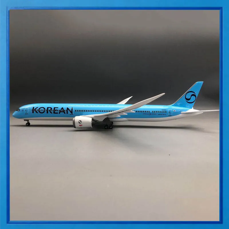 

Модель самолета Korean Air B787-10, 43 см, со светодиодной подсветкой и колесами, статическая имитация для коллекции и домашнего декора, подарок