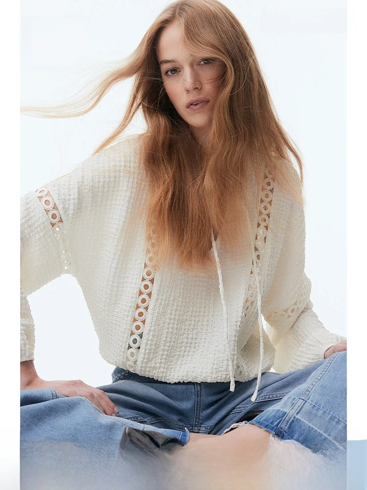 

Новая женская блузка H&M с кружевными вставками и плиссировкой, летний повседневный стиль, с длинным рукавом, круглым вырезом, укороченная, 100% хлопок