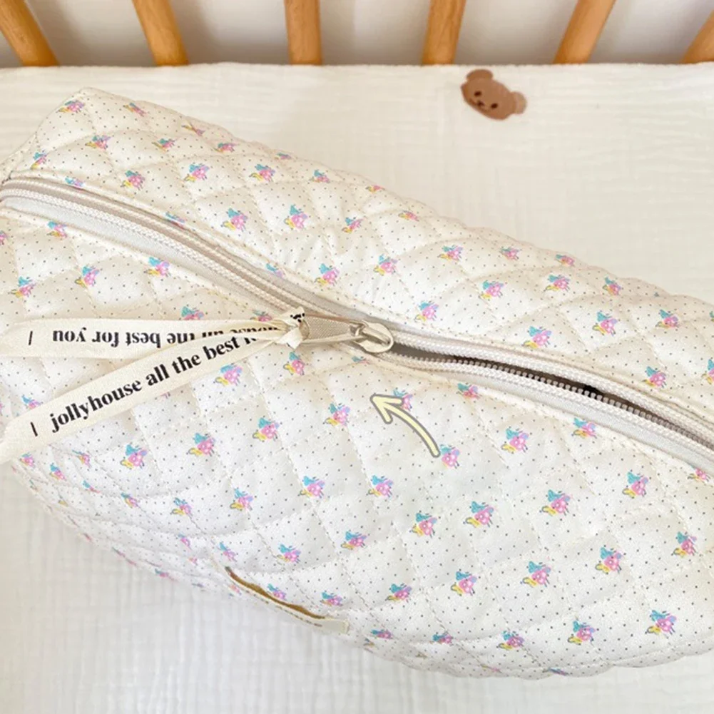 

Women Cosmetic Bag Zipper Korean Quilted Travel Organizer Portable Make Up Pouch Floral Print Large Capacity for Ladies Girl