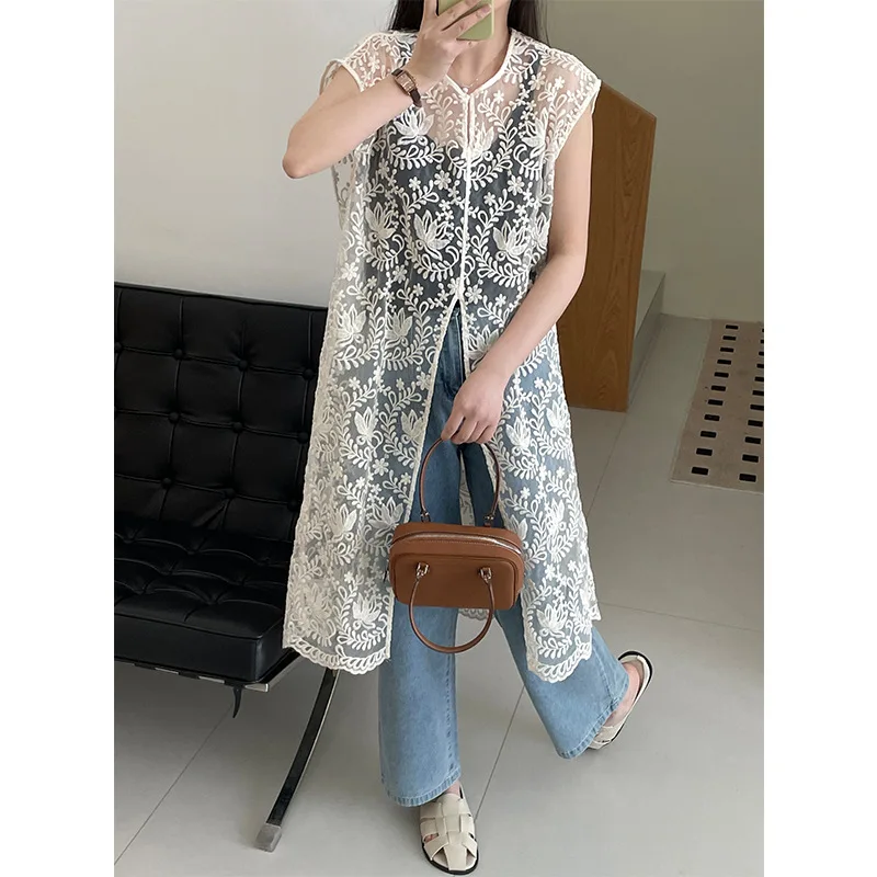 Spring and Summer Vintage Heavy Industry Lace Jacquard Hollow Bottom Layering, High-end Sense Hooded Shirt, Vest Dress