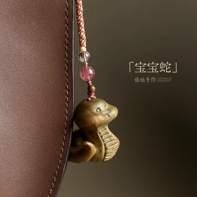 Green Sandalwood Carved Baby Snake Pendant Chinese Zodiac Snake Year Phone Chain for Men and Women Car Keychain Lanyard Gifts