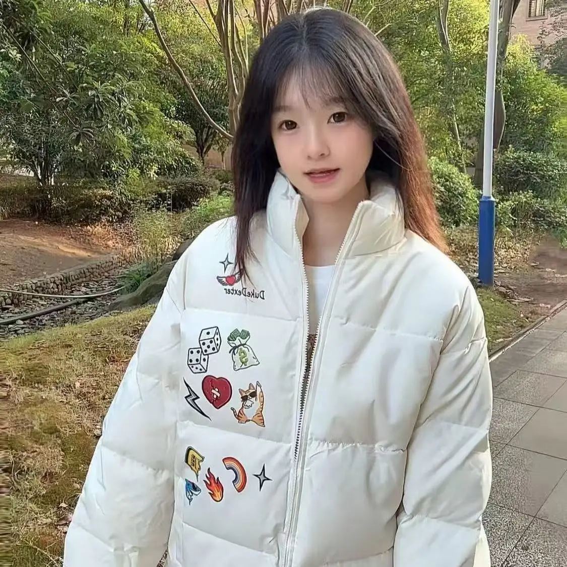 

Женская парка в стиле Харадзюку, соединенная клеевым слоем, с использованием химического связующего состава, проклеенная смесью Vibe