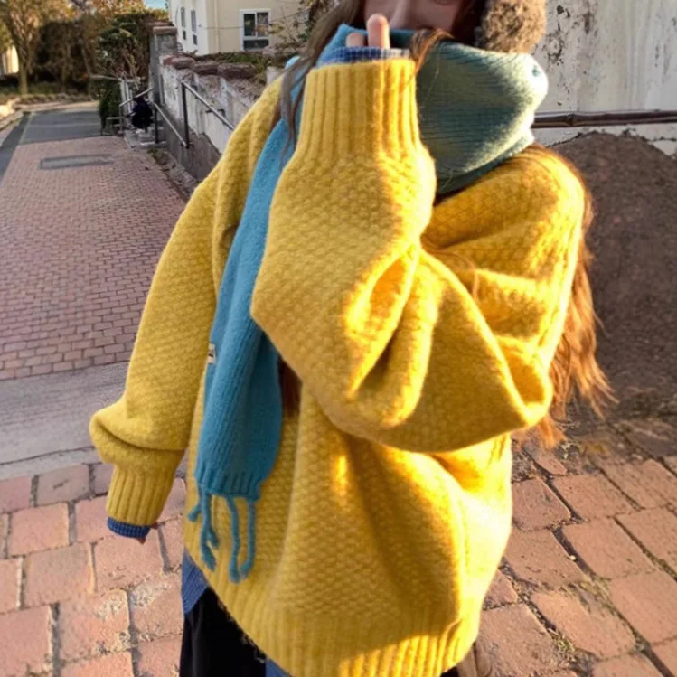 

Round Neck Sweater 2025 Autumn and Winter New Dopamine Pullover Knitted Sweater for Women