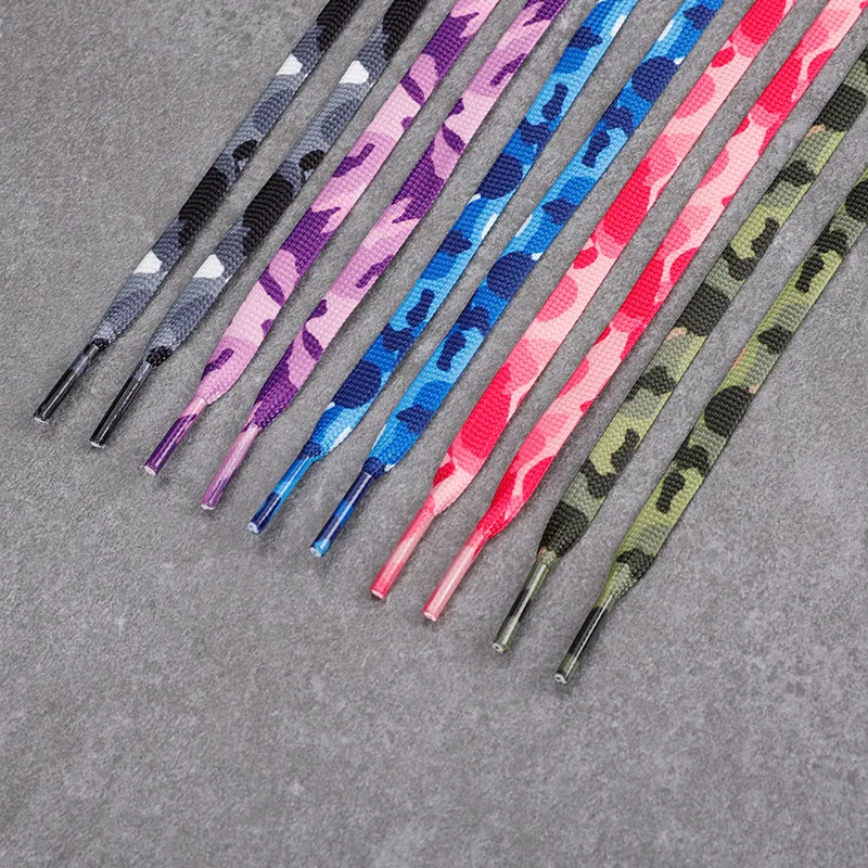 1 Paar flache Schnürsenkel, cremefarben, mit Tarnmuster, für Sneaker, 0,8 cm breit, 120/140/160 cm, Schuhbänder, Schuhzubehör. – Detail 1
