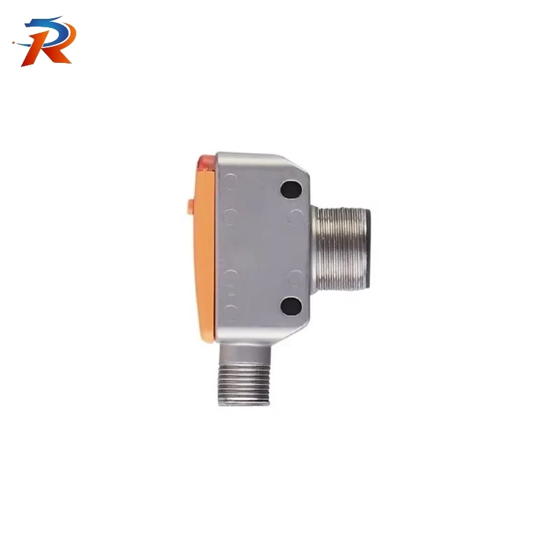 

Ультразвуковой датчик UGT585 M18 Cube UGT585
