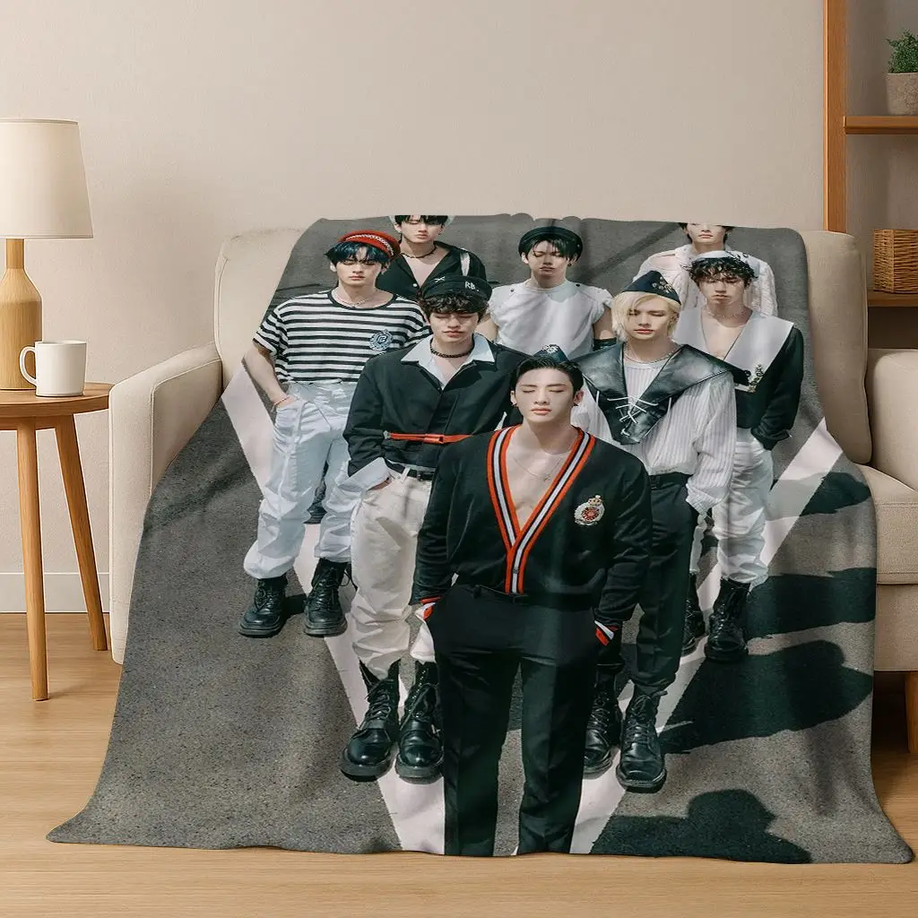 Latest Kpop Star Stray Kids Flannel Blanket Soft Warm Throw Blanket for Bedroom Living Room Bed Travel Camping Picnic Gift
