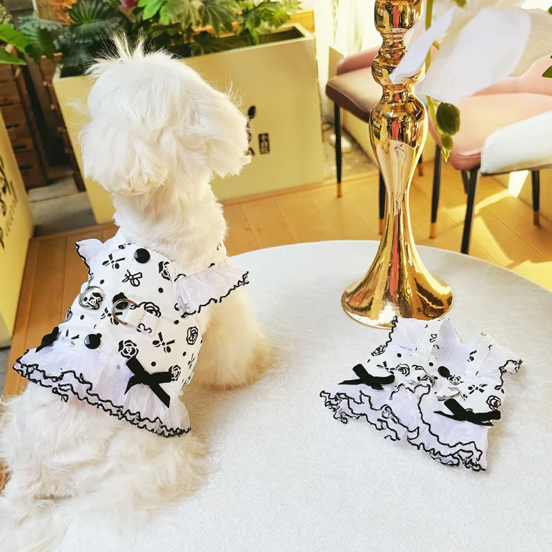 Летняя шлейка для собак, белая, черная шлейка с цветочным узором, платье для домашних животных, кошек, белый жилет для щенков, комплект поводков для чихуахуа, йоркширского терьера