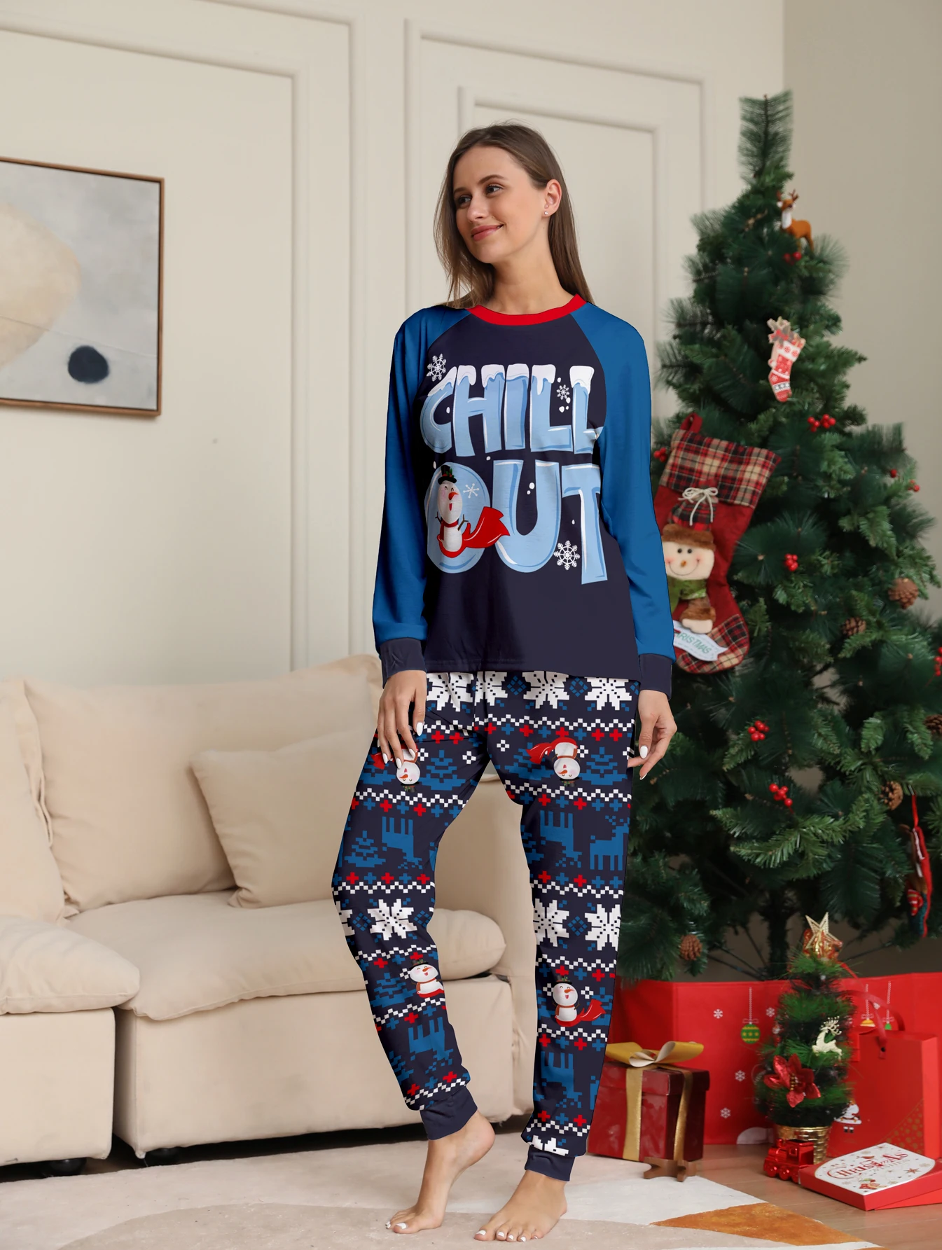 

Women's Christmas Pajamas Set with "CHILL OUT" & Snowman Print, Festive Xmas Loungewear