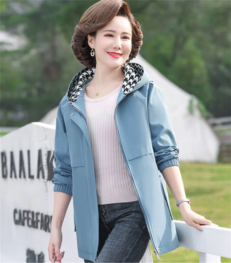 New Middle-aged Elderly Women Jacket Spring Hooded Zipper Overcoat Autumn Coats Outerwear Mother Clothes Female Windbreakers 5XL
