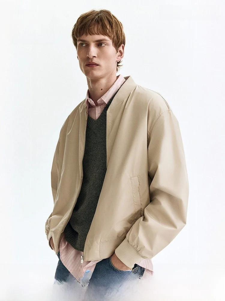 

Мужская куртка H&M 2026: весенняя, повседневная, легкая, в стиле пилот, для активного отдыха, на молнии, 100% полиэстер, стандартная длина