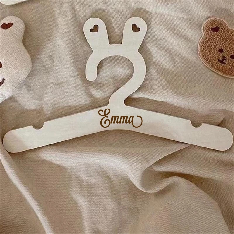 Custom Name Wooden Clothes Hanger Kids Baby Hanger Rack  Room Nursery Decor for Kids Present Children Organizer Clothing Hanger