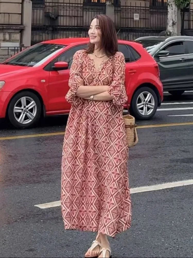 

Summer Large Size Red Casual V-Neck Dress Slimming Hidden Meat Vacation Style Long Skirt Korean Version Loose Fit High Waist