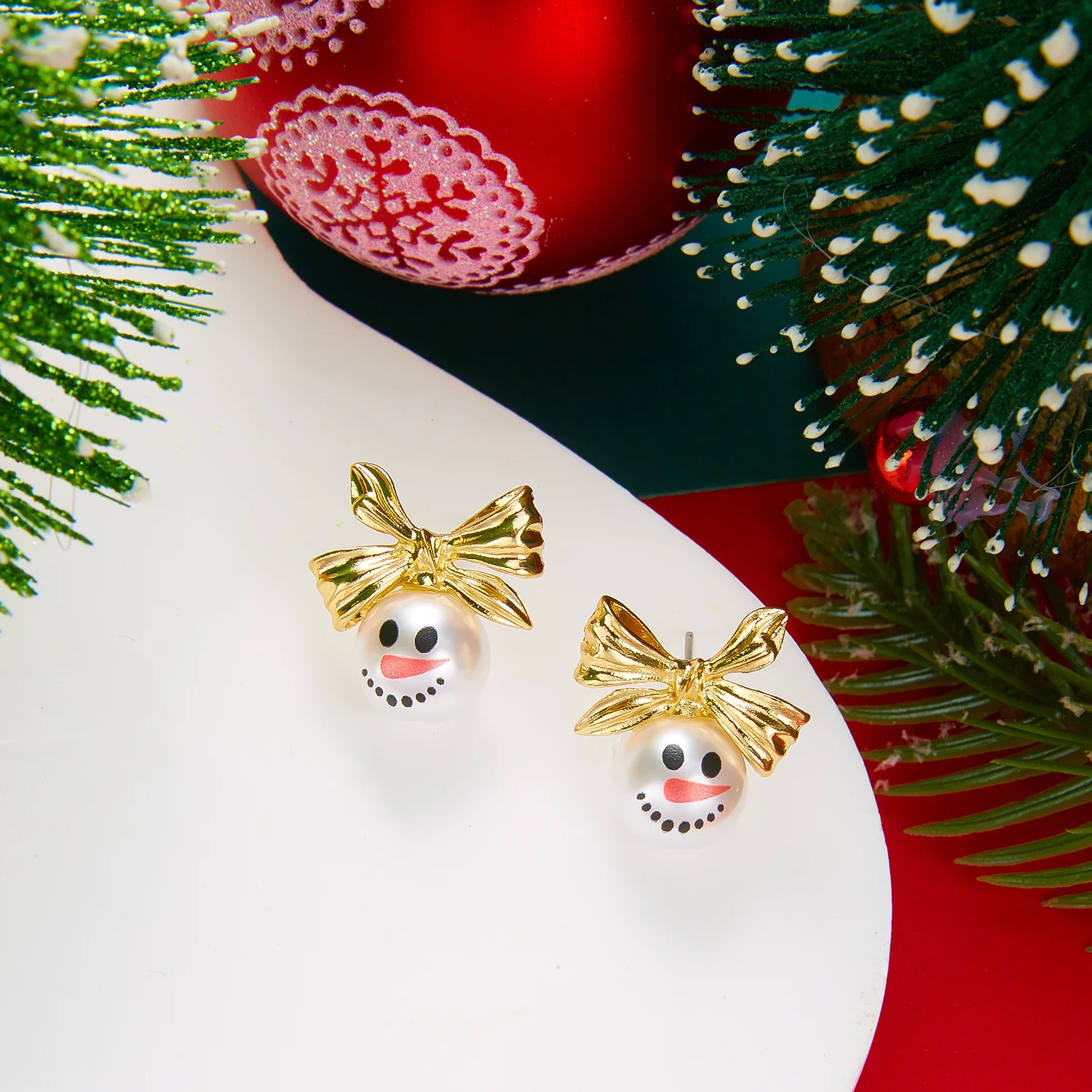Asymmetrische Weihnachtsbaum-Ohrstecker für Damen, Luxuriöse Glänzende Kristall-Elch-Ohrringe, Festliche Partyschmuck – Detail 6
