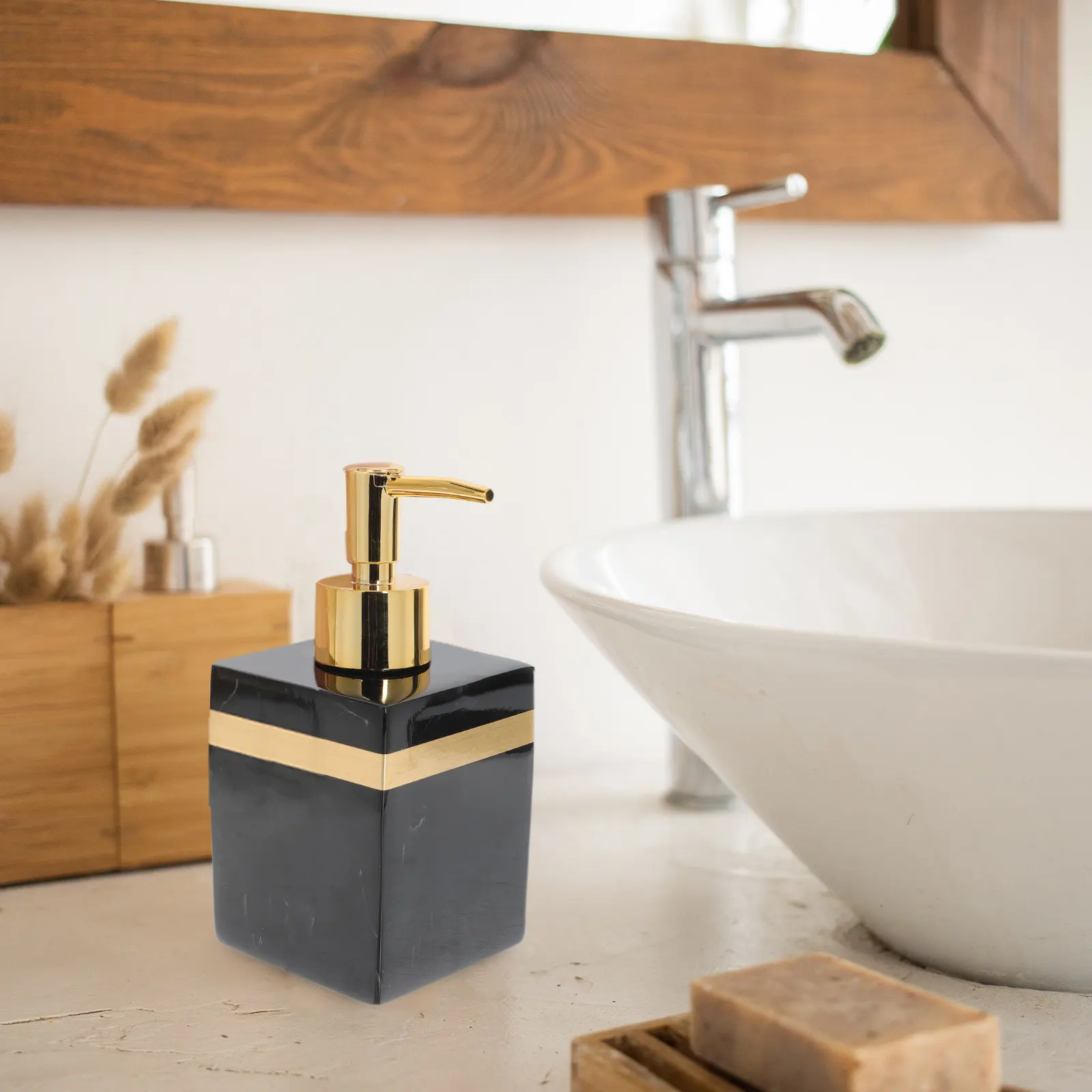 Press Type Refillable Pump Bottle Dispenser for Cosmetics Skincare Hand Soap Emulsion Moisturizer Kitchen Bathroom Decor