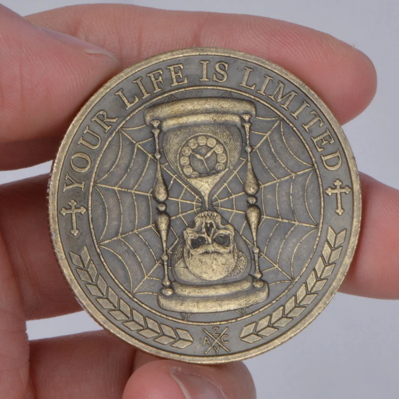حياتك محدودة TEMPUS FUGIT MeMeNto Mori عملة معدنية عتيقة على شكل جمجمة تذكير تحمل عملات الرواقية الملهمة