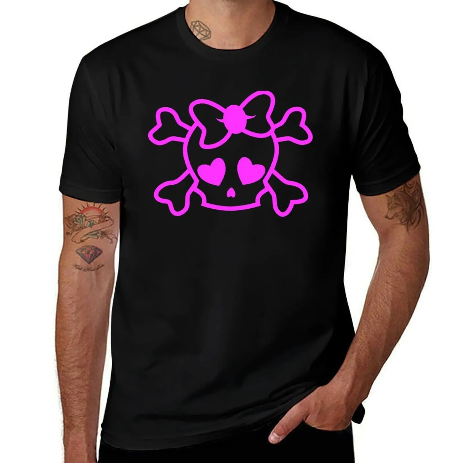 

Pink girly emo skull with bow teenage girl on black T-Shirt man t shirt designer t shirt for man T-Shirt