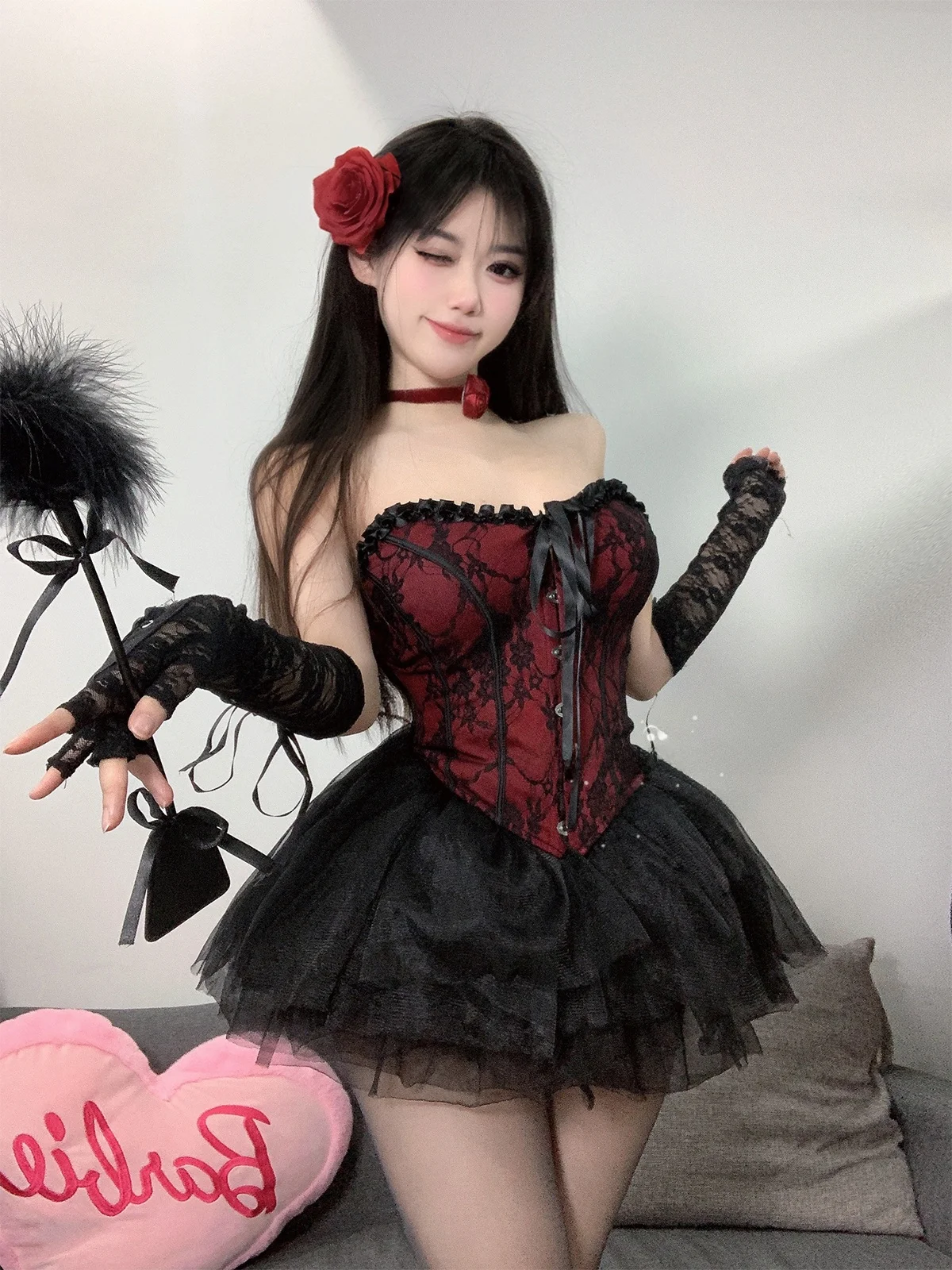 ชุดเซ็ตเสื้อผ้าแฟชั่นสองชิ้นลายหมีนม Pure Desire สไตล์สาวเปรี้ยว ดีไซน์ Fibone ท็อปและกระโปรง