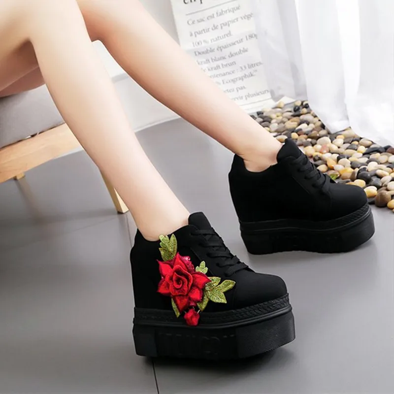 Embroidery Rose Canvas Shoes Women New Chunky High Heel Platform Shoes Thick Bottom Inner Increase High Heeled Shoes for Women