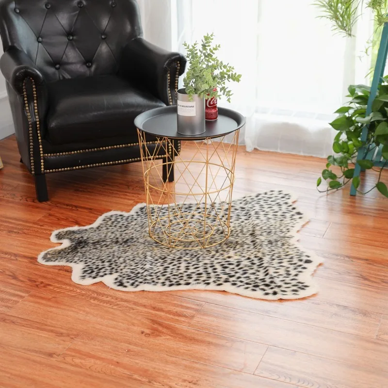 

Leopard Patterned Cow Carpet Simulated Cowhide Patterned Carpet Coffee Table Living Room Bedroom Artificial Plush Carpet