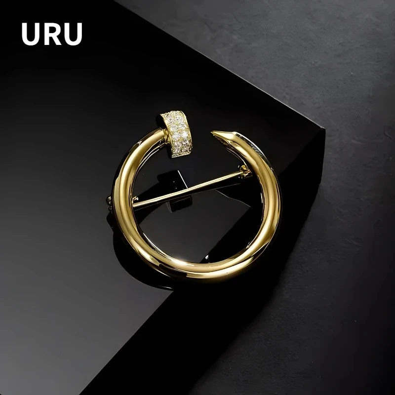 

Fashion Jewelry Elegant Temperament Metal Nail Brooches For Women Party Gifts Simply Design Accessories 2025 Trend New