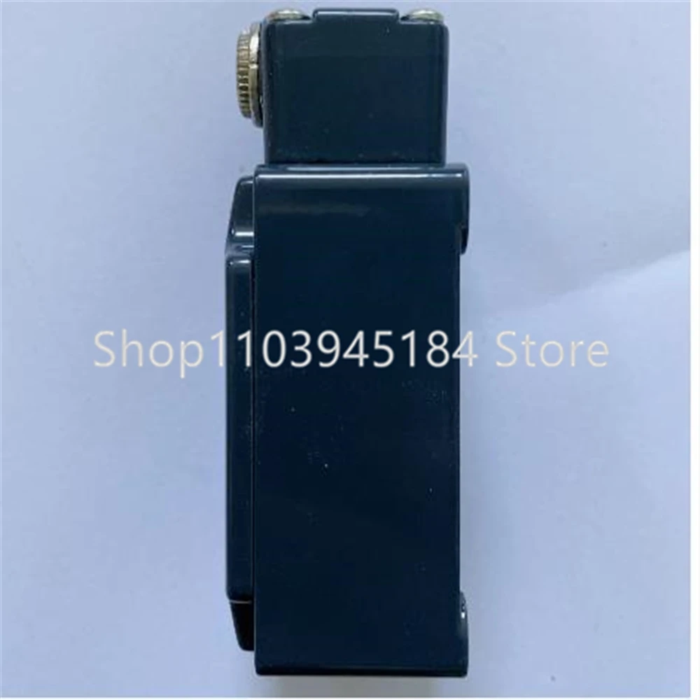 

1pcs Limit switch FD 558