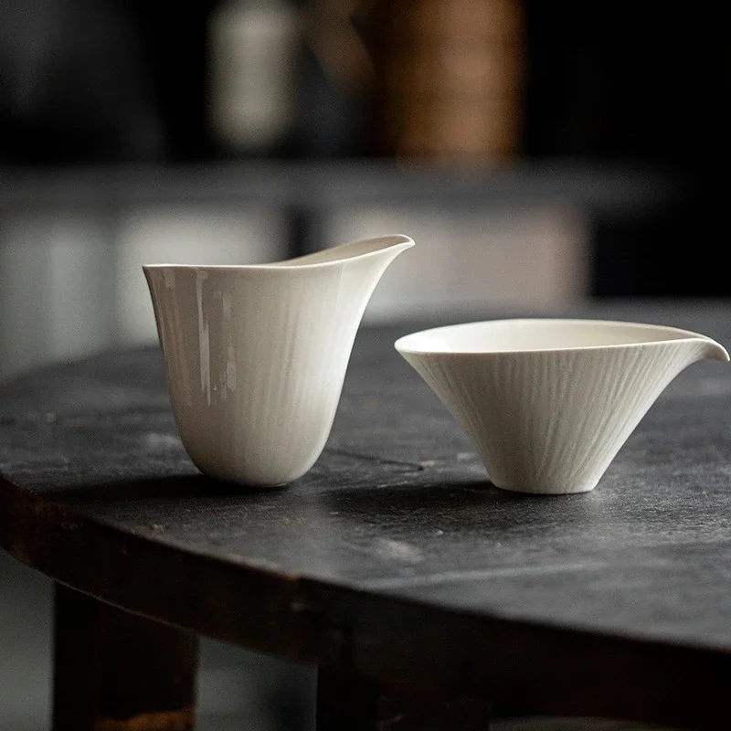 Japanese-style Handmade Ceramic Fair Cup Kung Fu TeaSet Plant Ash Tea Dispenser Tea Sea Jingdezhen Public Cup Uniform Cup Gift