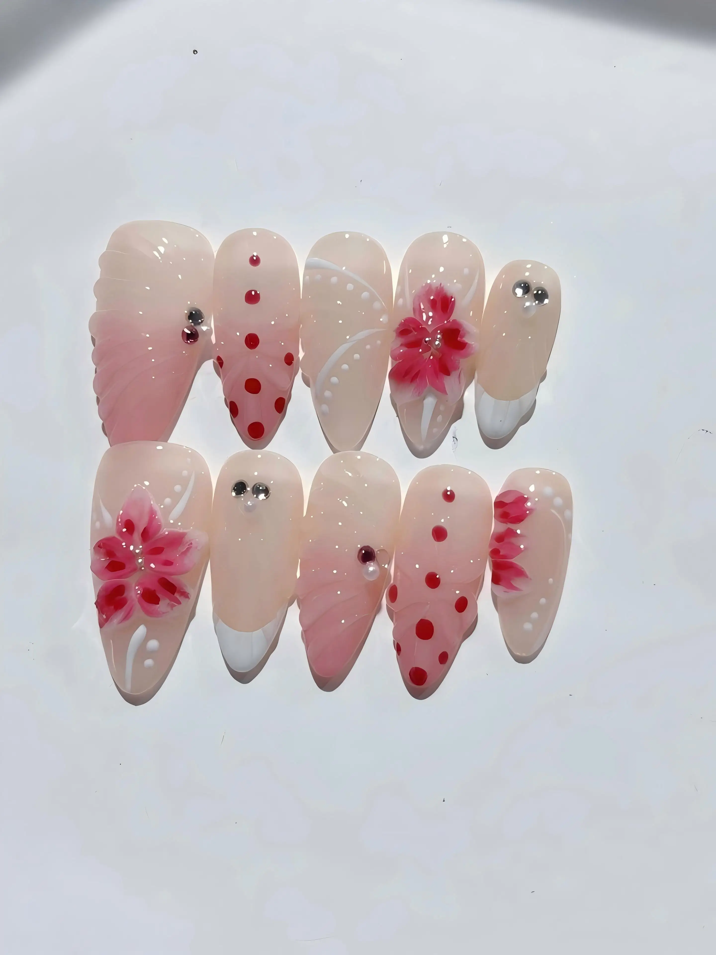 

New Style Nail Art with a Three-Dimensional Embossed Design (D386)