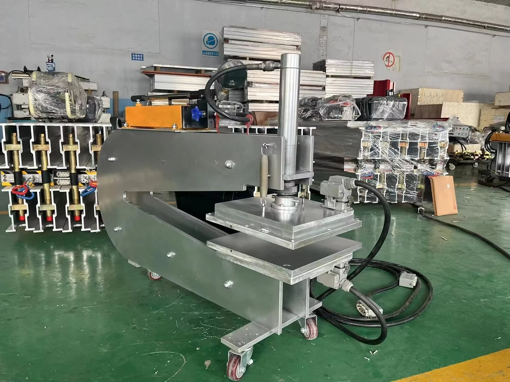 Hydraulic C-clamp Repair Vulcanizers and High Quality Rubber Belt Splice Vulcanizing Press