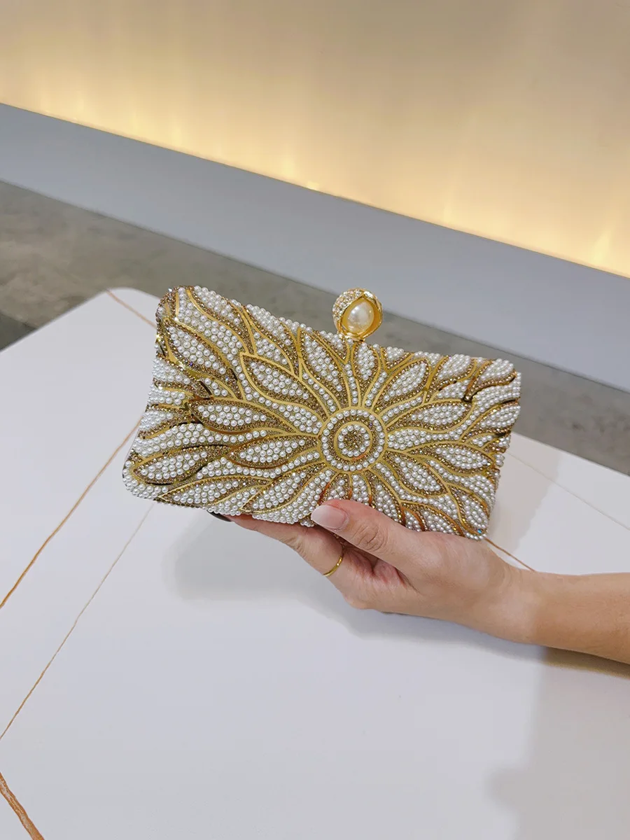

Fashionable Pearl Evening Bags For Women Vintage Chain Shoulder Crossbody Bags Vintage Party Wedding Clutch Ladies Purse Handbag