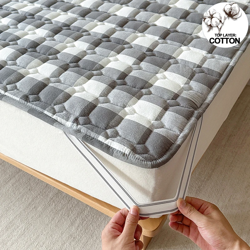 

Ультрамягкий стеганый наматрасник, защита матраса - антибактериальный, гипоаллергенный, 4 эластичных ремня, дышащий и бесшумный