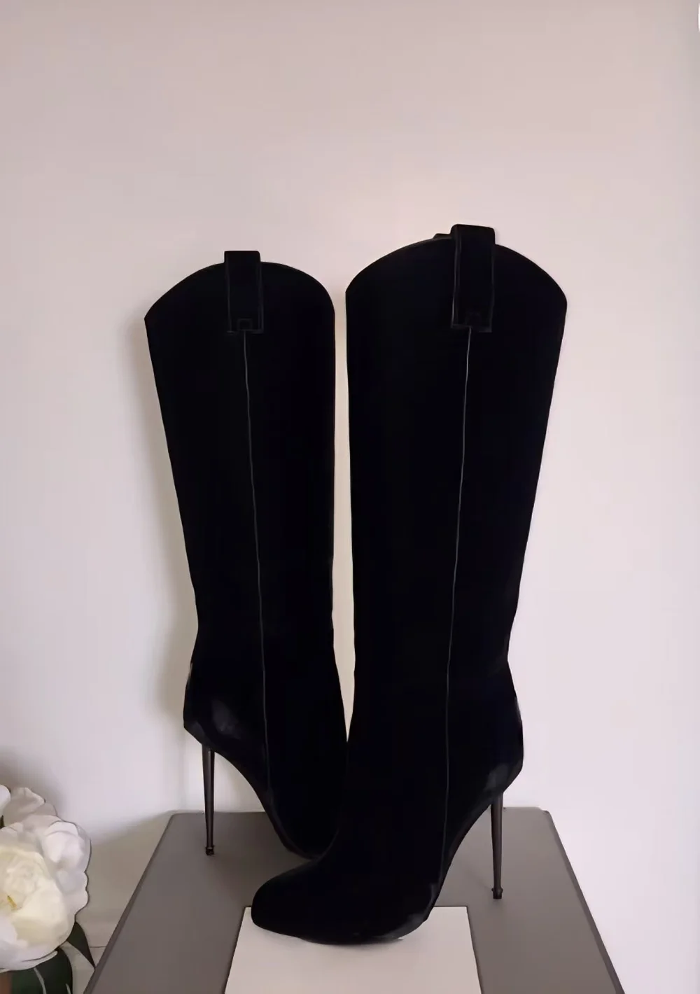 Fashion Women Black Velvet Knee-High Boots Soft Texture Stiletto Heel Simple Straight Slouchy Design for Evenings Edgy Daily