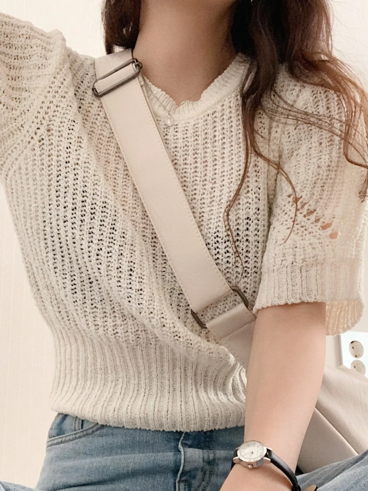 Chique verão oco para fora ort sve malha gelo seda fina redonda ne cor feminino topo coreano sle bolha sve camisola