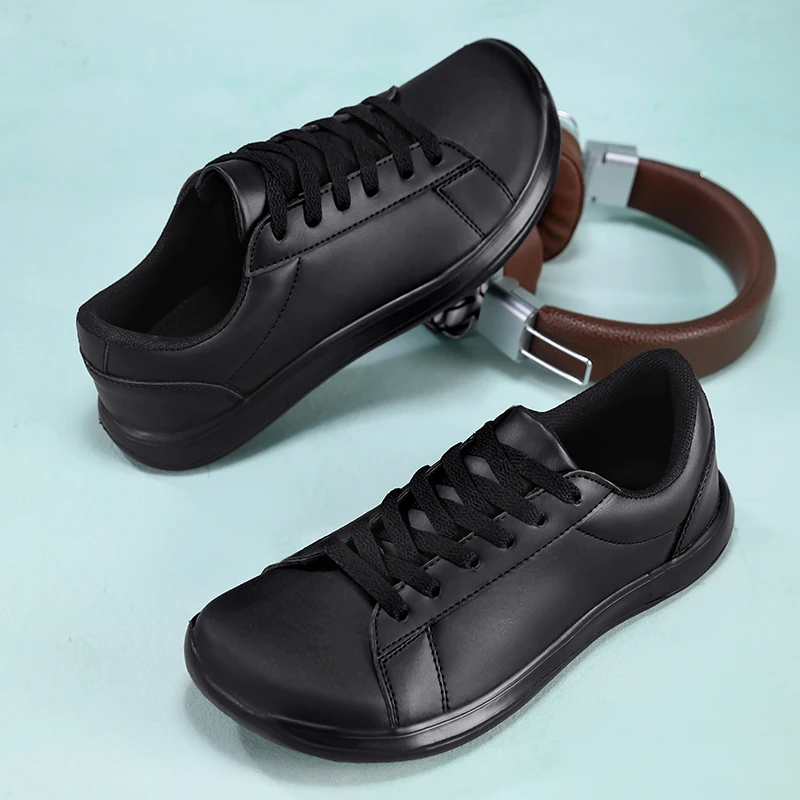 Wide Toe Men's Walking Shoes Non-slip Casual Sports Shoes Man Barefoot Shoes Comfy PU Leather Sneakers For Men Women Flat Shoes