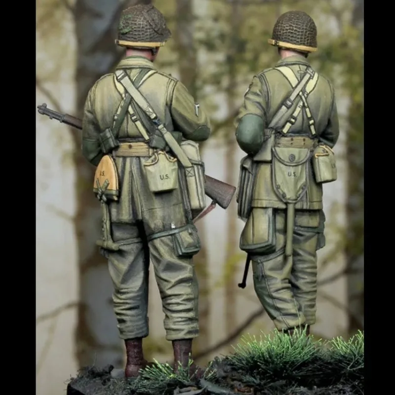 1/35 Scale WW2 US Infantry Military Miniature Die-cast Resin Figure Model Kits 2 Figures Unassembled and Unpainted C569 view 2