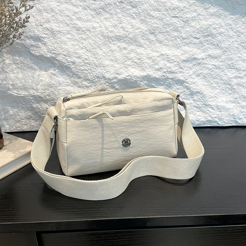 

Women Shoulder Messenger Bag Fashion Designer Nylon Cloth Small Crossbody Bags for Woman 2025 Trend Canvas Female Handbag Bolsas