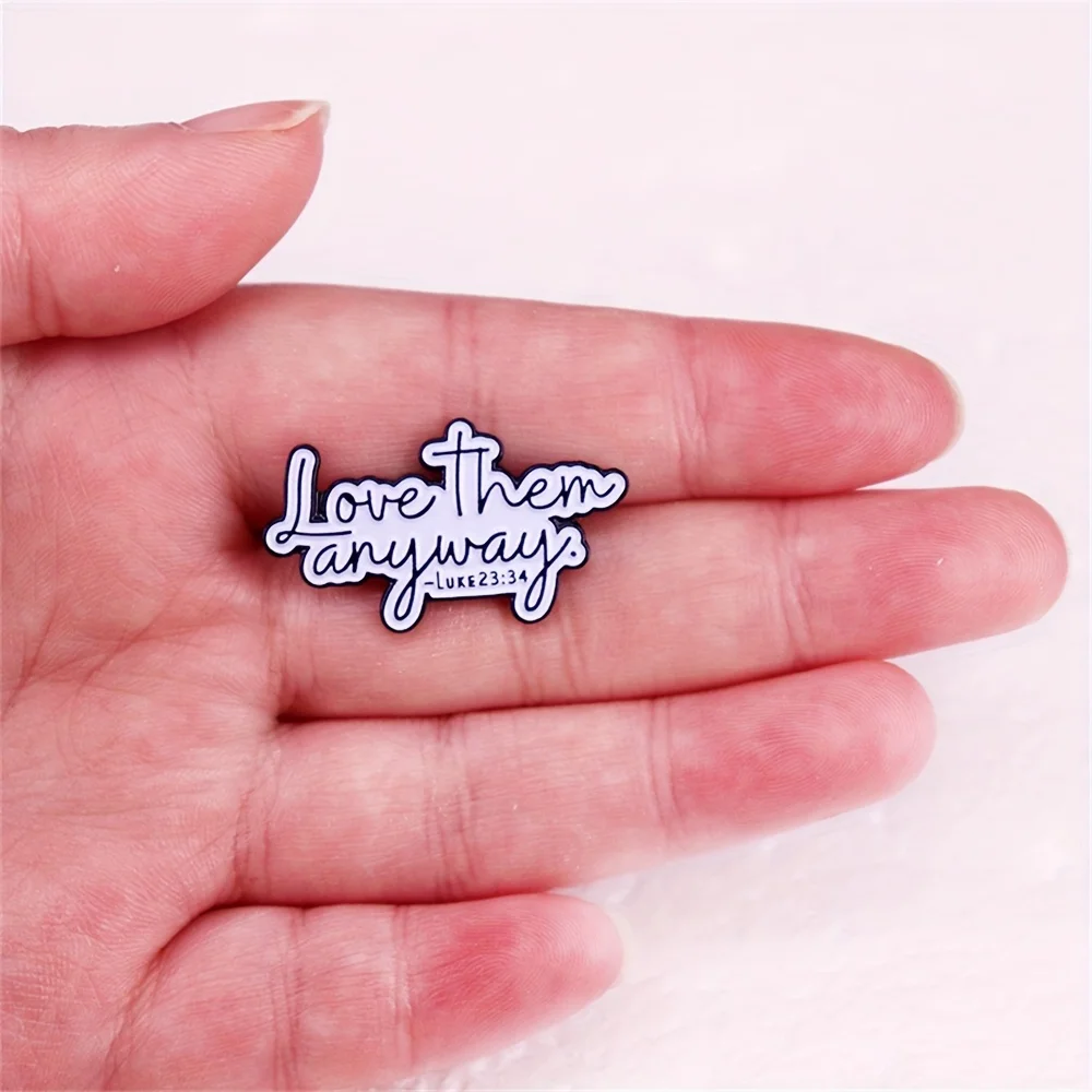 1pc Elegant Enamel Pin - 