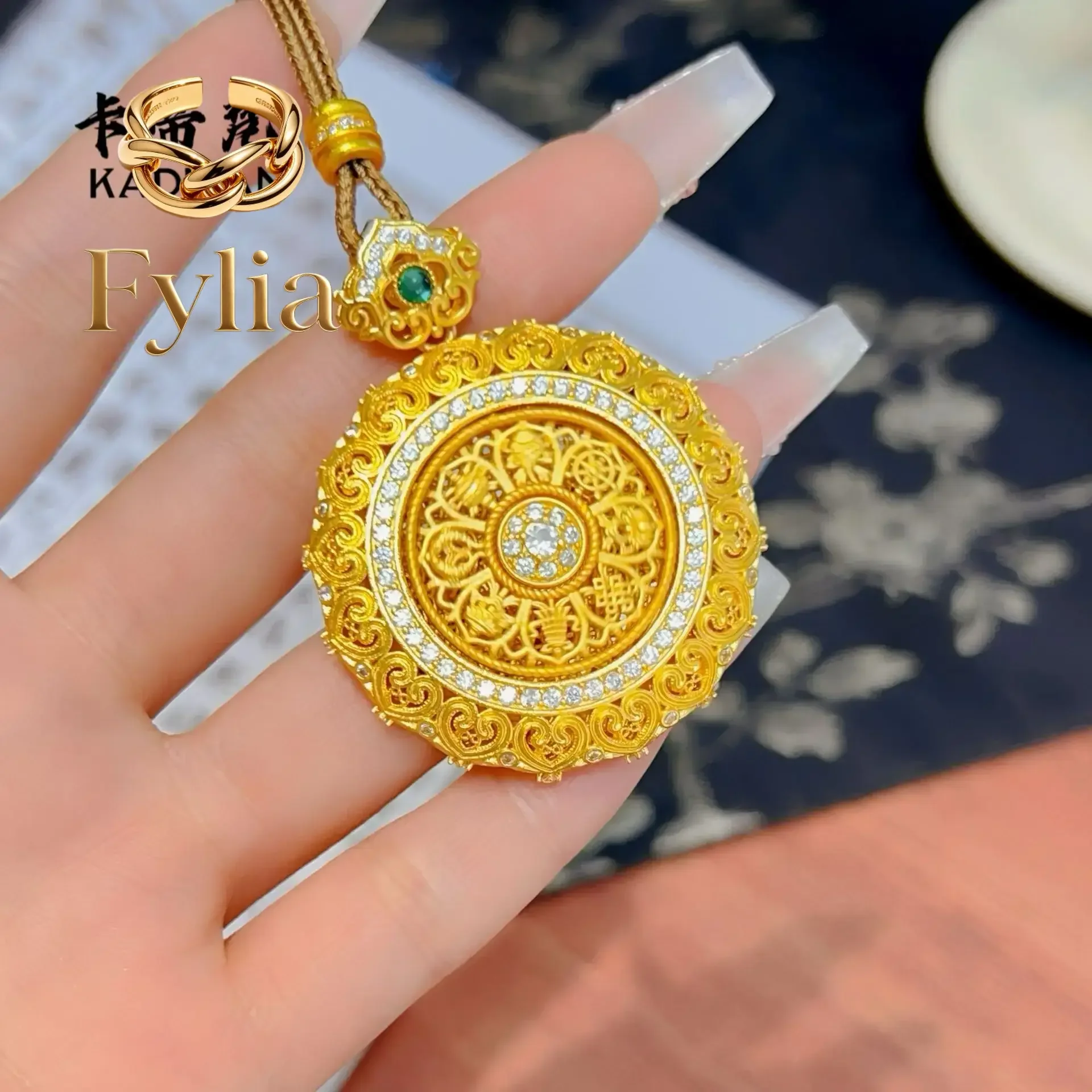 Fylia Jewelry   Gold shop 24K real gold rotatable Ruyi compass pendant au999 pure gold dot diamond rotating eight treasure compa