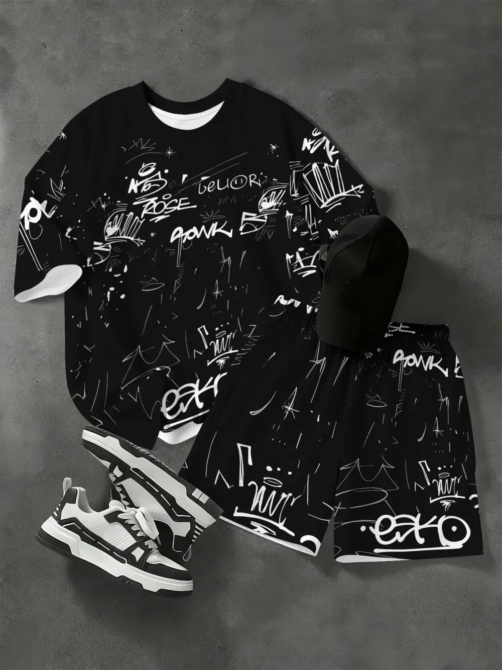 

Men's summer personalized graffiti print comfortable breathable round neck T-shirt drawstring shorts set outdoor casual clothing