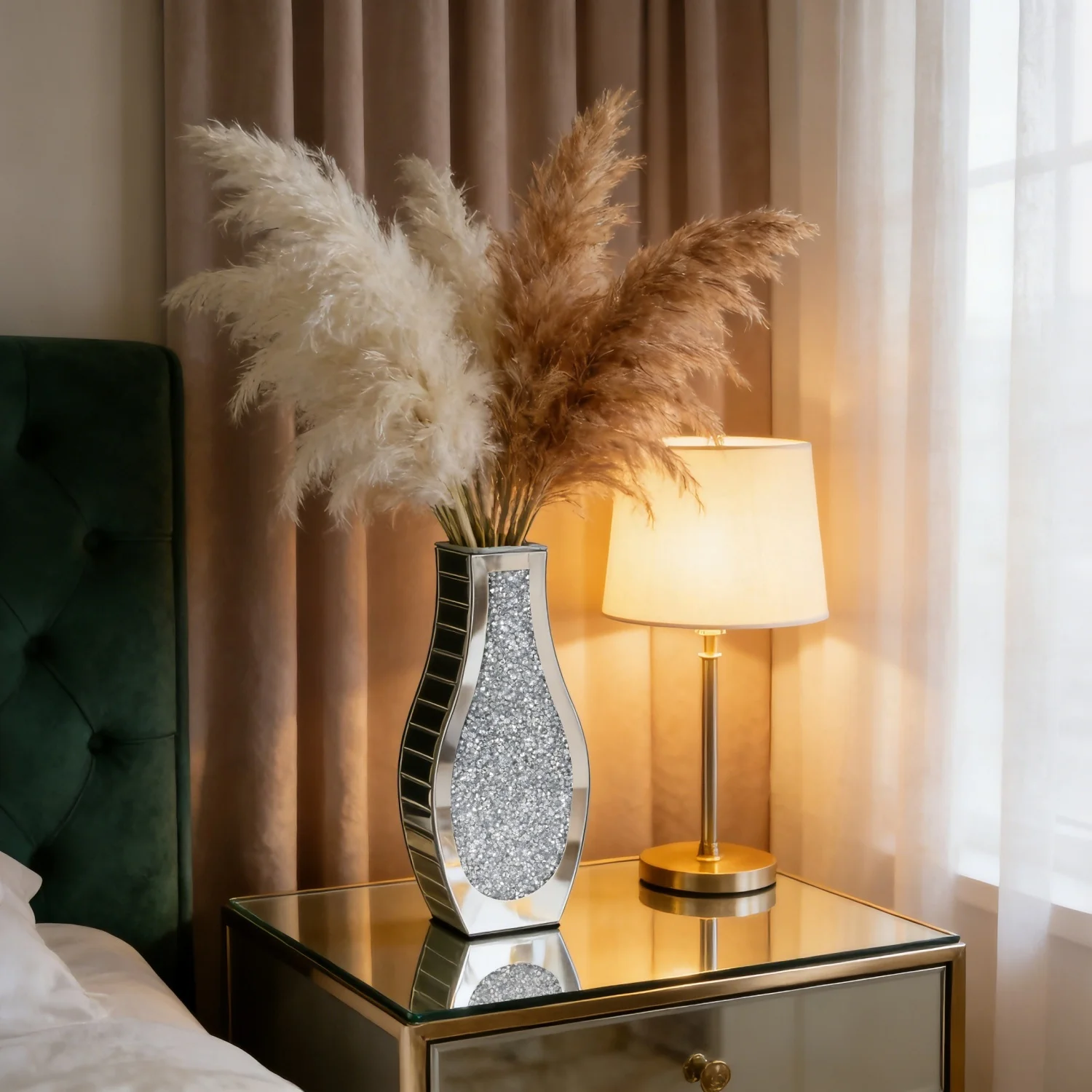 Crushed Diamond Mirrored Flower Vase for Home Decor