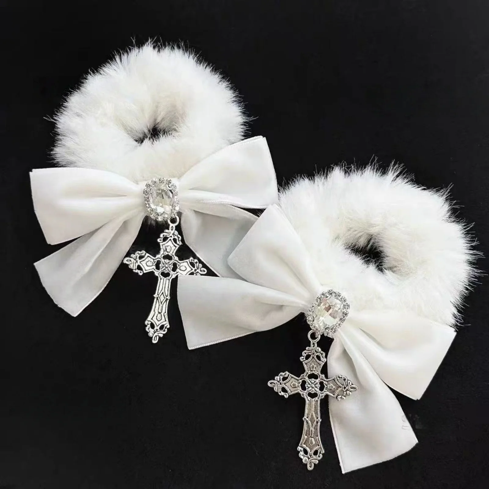 1 pieza Star Candy Otoño e Invierno recién llegado, Dolly japonés Kei estilo producido en masa de felpa y lazo de terciopelo exquisito, negro