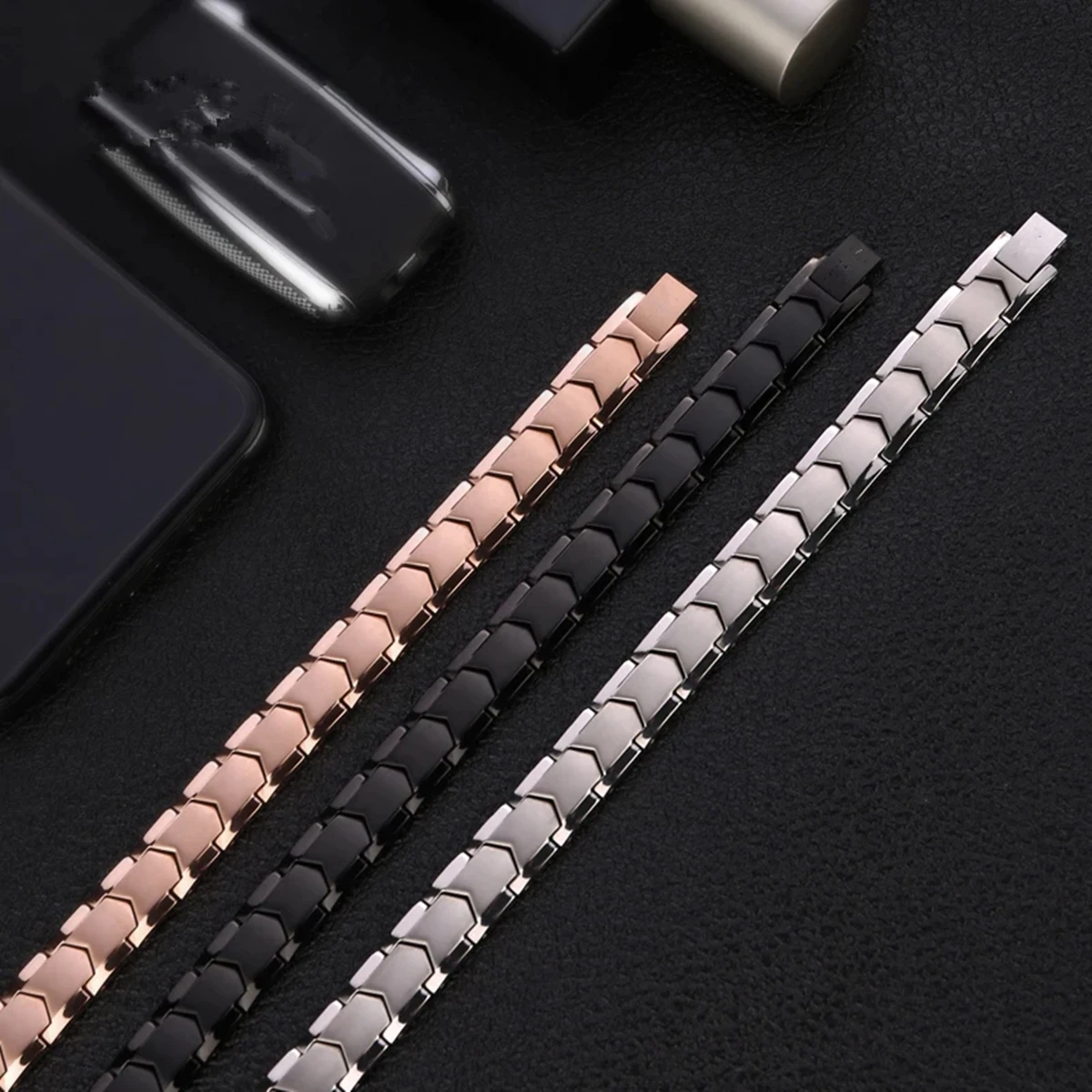 ARADOO Titanium Steel Hematite Therapy Bracelets Men\'s Arrow Stainless Steel Magnetic Link Bracelet