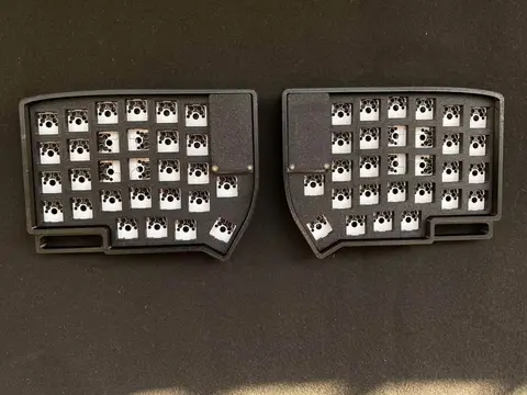 LILY 58 Wireless Split Keyboard Kit Customized Single Mode Wireless Lily58 Mechanical Keyboard for Vial Keymap No Switch Keycap
