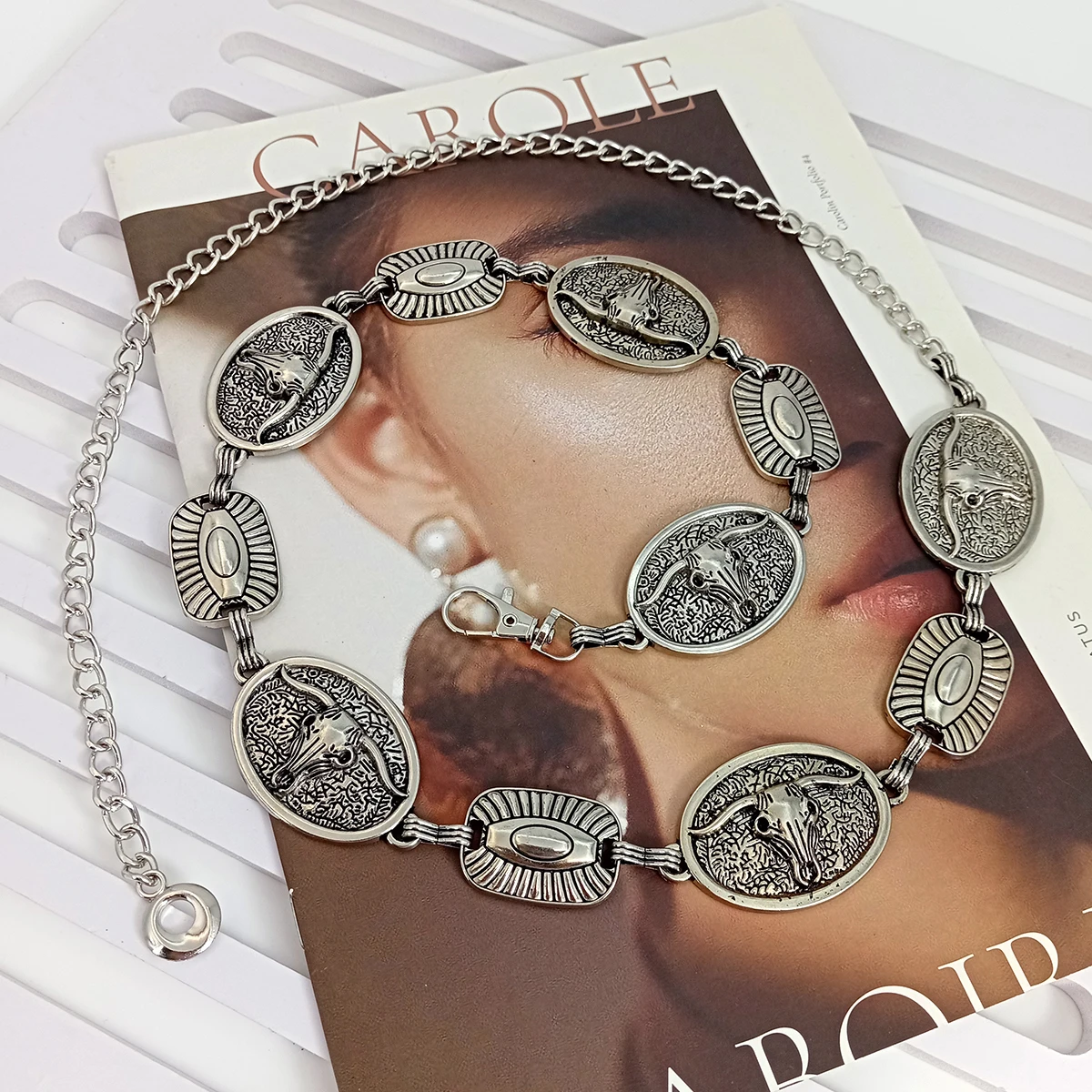 خمر الفضة حزام على شكل سلسلة الشمس الثور عملات الإناث الخصر Y2K فستان حزام مصمم أحزمة للنساء عالية الجودة الشرير مشد