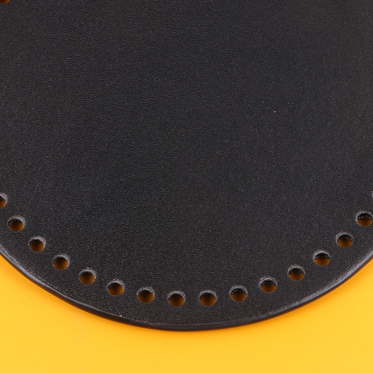 

1Pcs Round PU Bag Bottom Base 18cm Durable Artificial DIY Bag Material Protective Base Board for Woven Handmade Bags