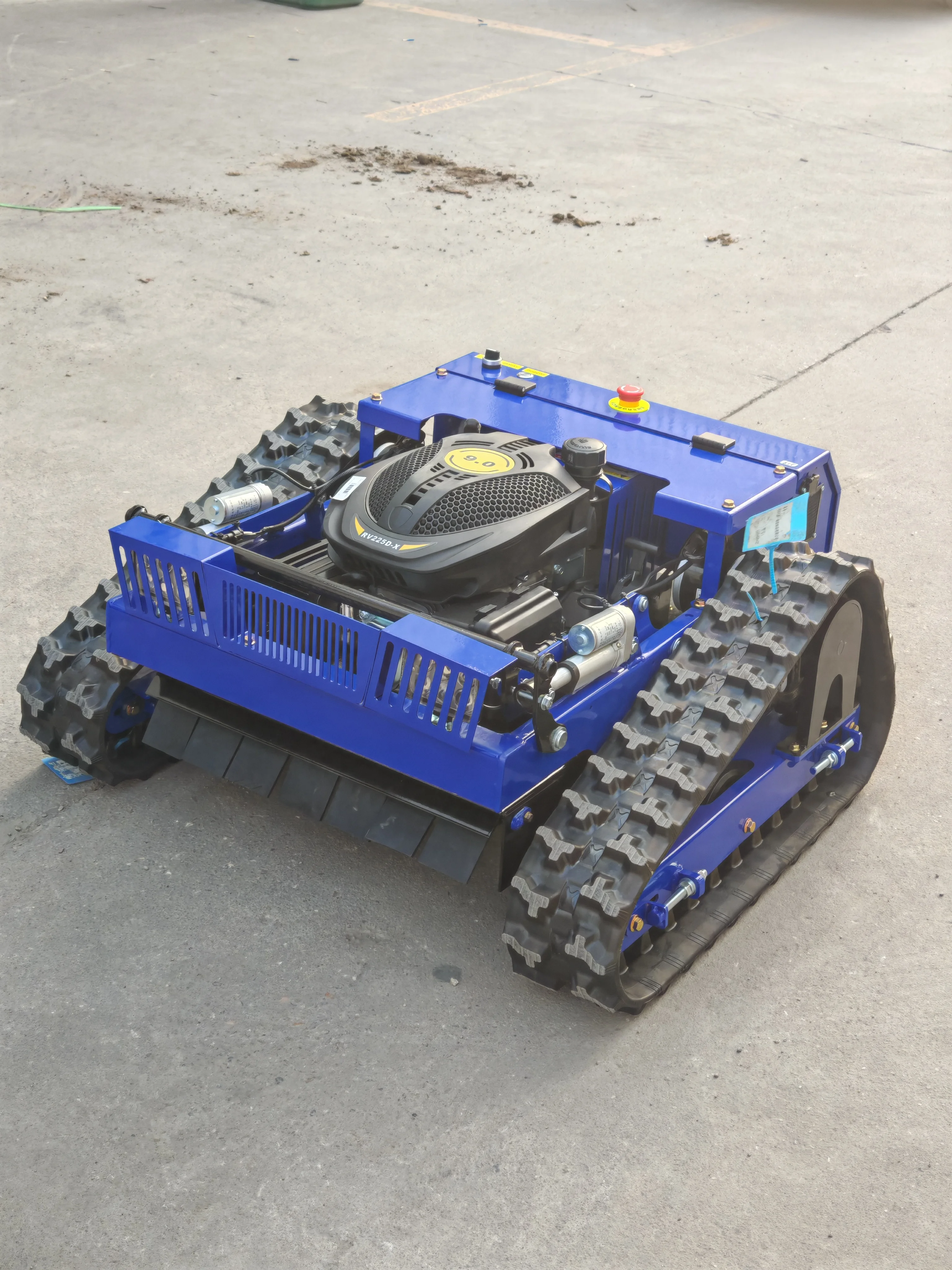 

Многофункциональная газонокосилка на гусеничном ходу с интеллектуальным дистанционным управлением и вращением на 360 градусов для борьбы с сорняками