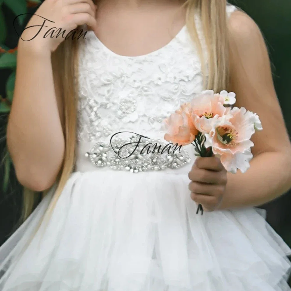 Personalizado simples colher pescoço vestido da menina de flor mini sem mangas apliques vestidos de festa de formatura para crianças plissado tule