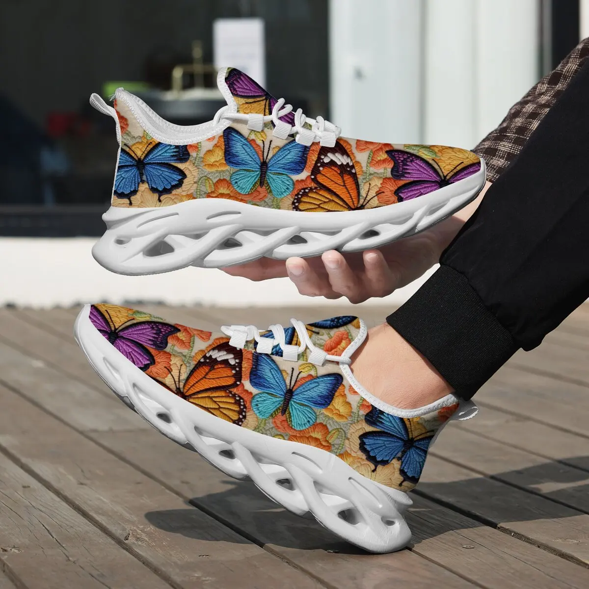 

High Quality Sneakers Men Summer Breathable Fashion Light Running Tennis Shoes Comfortable Casual Shoes for Men Large size 39-46