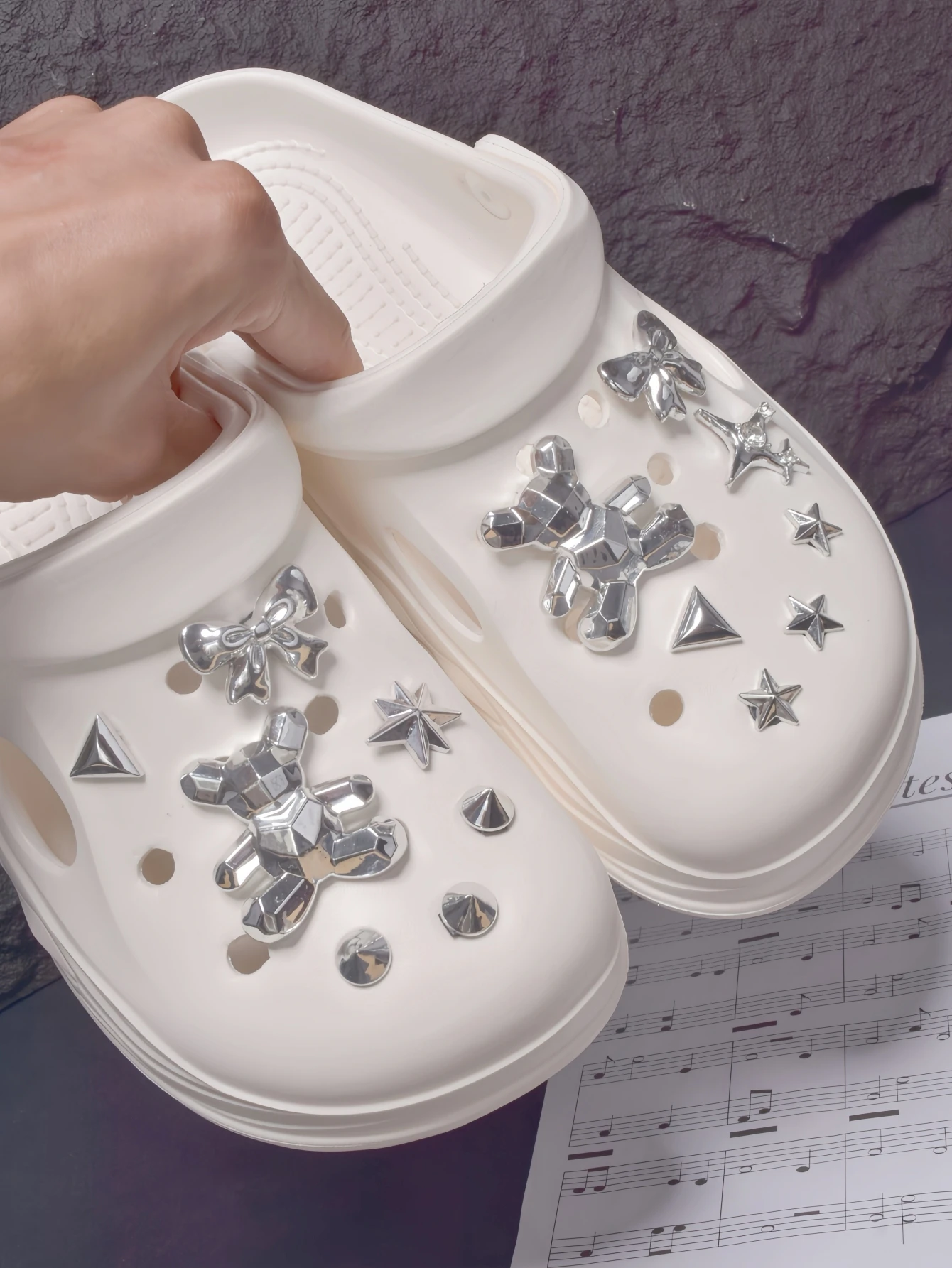 14 pieces/set DIY shoe flower Electroplated geometric Bear garden shoes Shoe accessories removable decorative buckle.